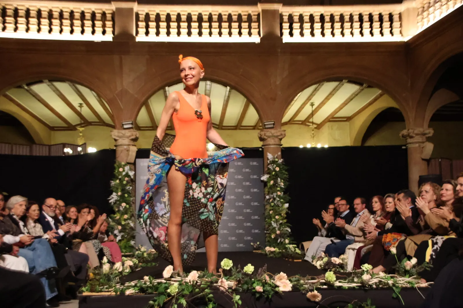 (3) La Asociación Española contra el Cáncer en Salamanca organiza "Desfilamos contra el cáncer"